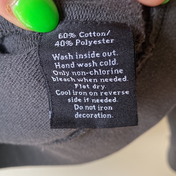 Rock & Republic | Star Wars Darth Vader Hooded Sweatshirt - Picture 11 of 11